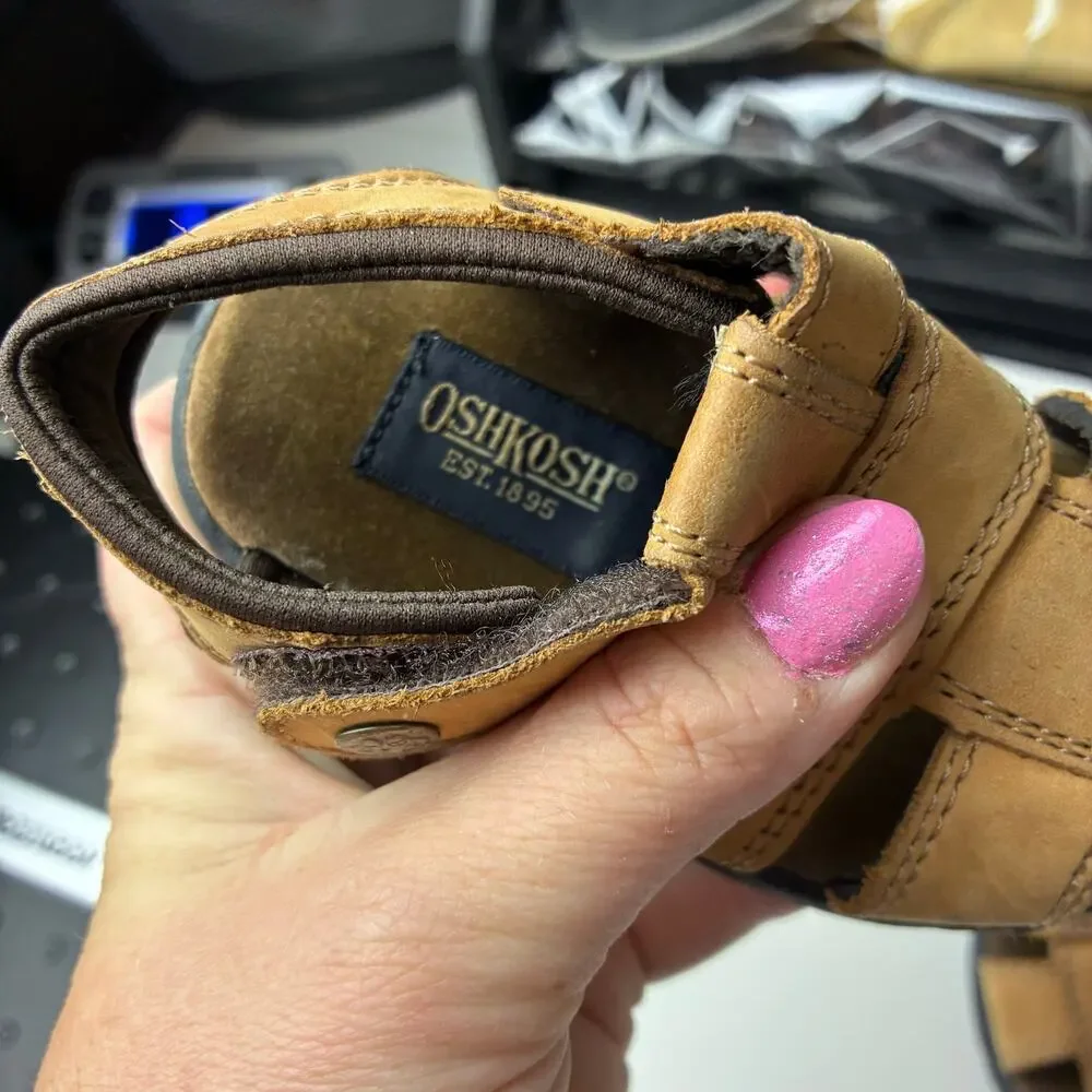 OshKosh Genuine Leather Fisherman Baby Sandals Boys Size 4 Easy Walking Shoe
